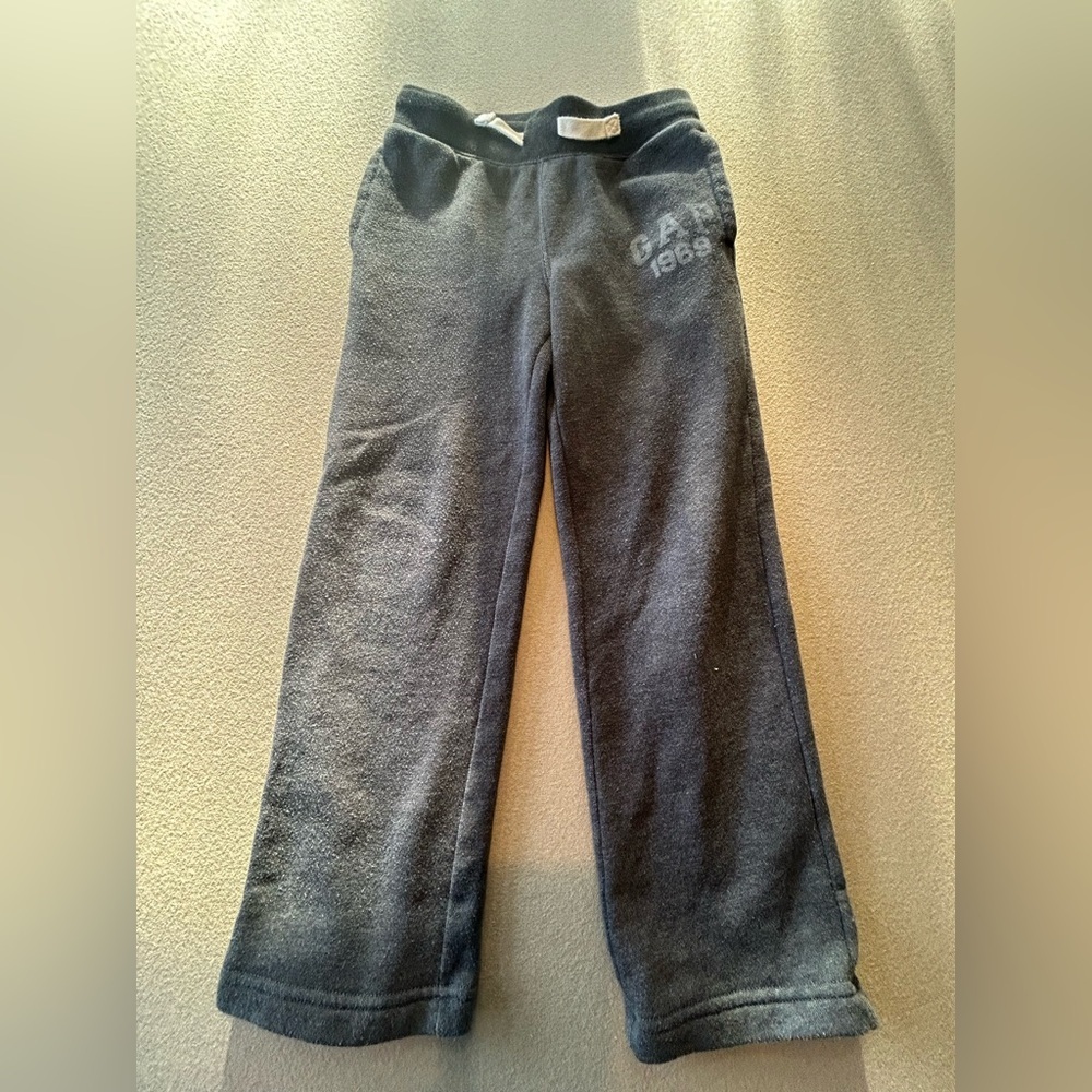 Kids Gap Sweatpants Size 8 Gently Worn​
